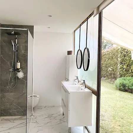 Appartement Absolute Calm, Modern, Terrasse, Garden & Pool Le Cannet