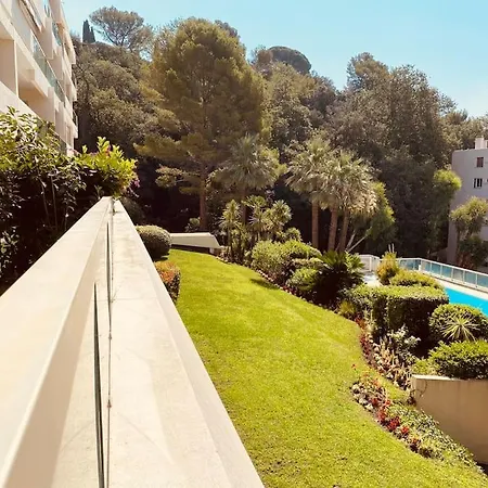 Absolute Calm, Modern, Terrasse, Garden & Pool Lägenhet *